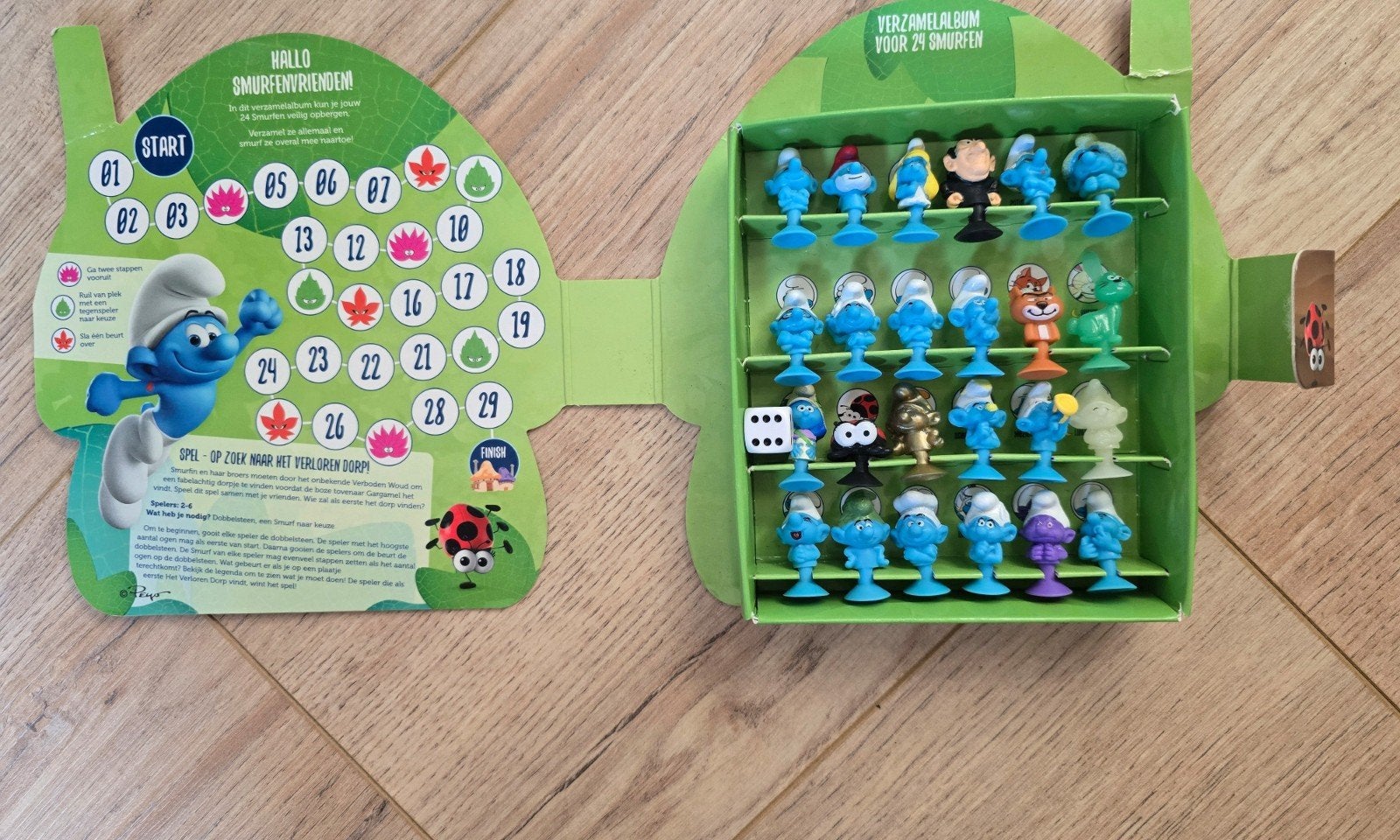 Compleet verzamelalbum van de Plus  24 Smurfen, Plus, Ophalen