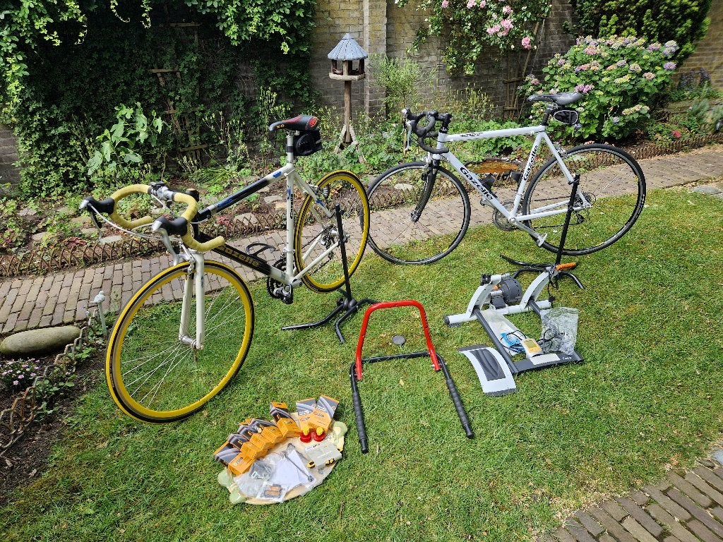 Gazelle Giro en Squadra racefietsen + Tacx trainer enz., Ophalen, Aluminium, Zo goed als nieuw, Meer dan 20 versnellingen