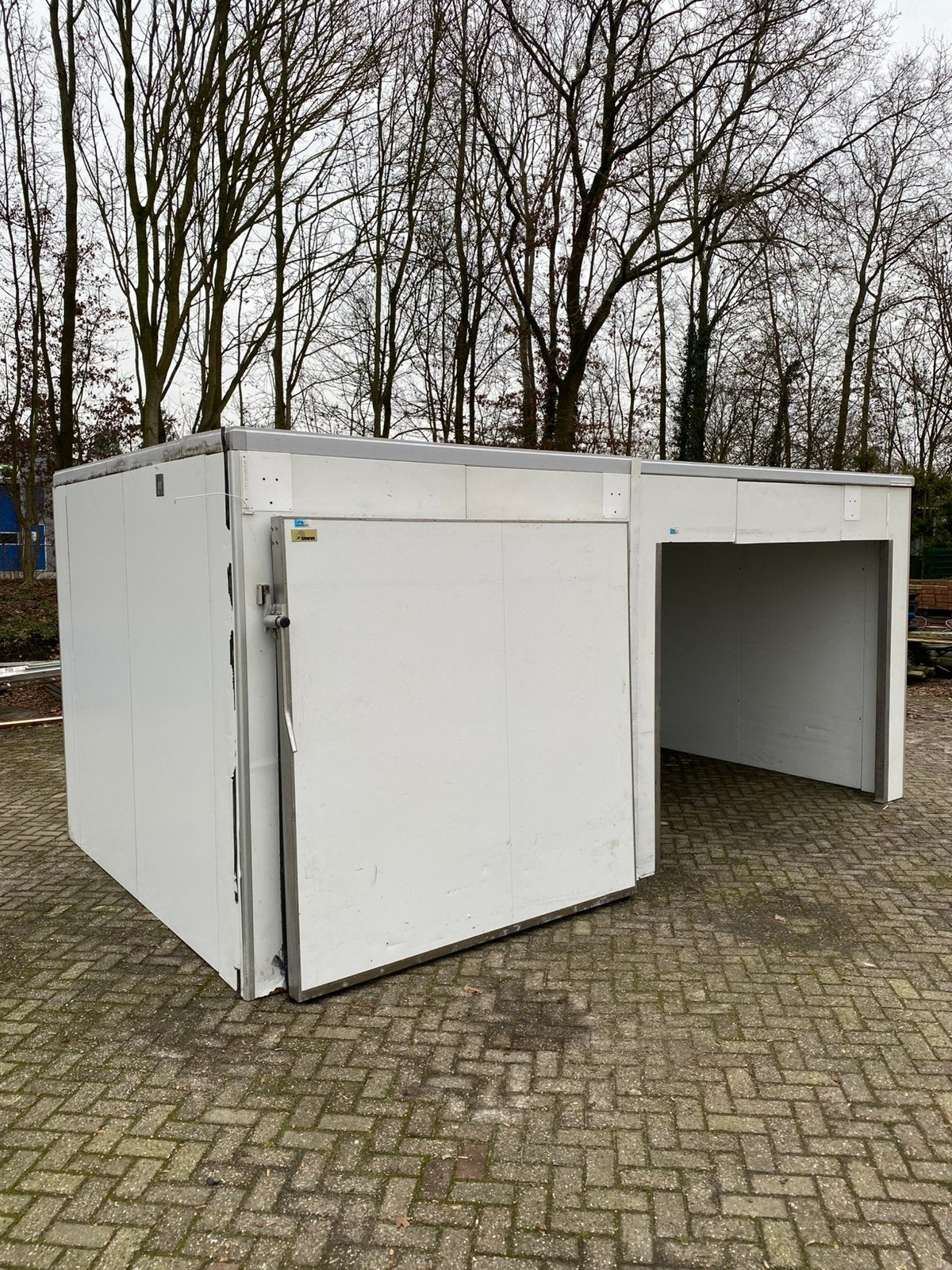Koelcel en vriescel met schuifdeur en overheaddeur, Ophalen, Dakisolatie, Gebruikt, Hardschuim (Pir)