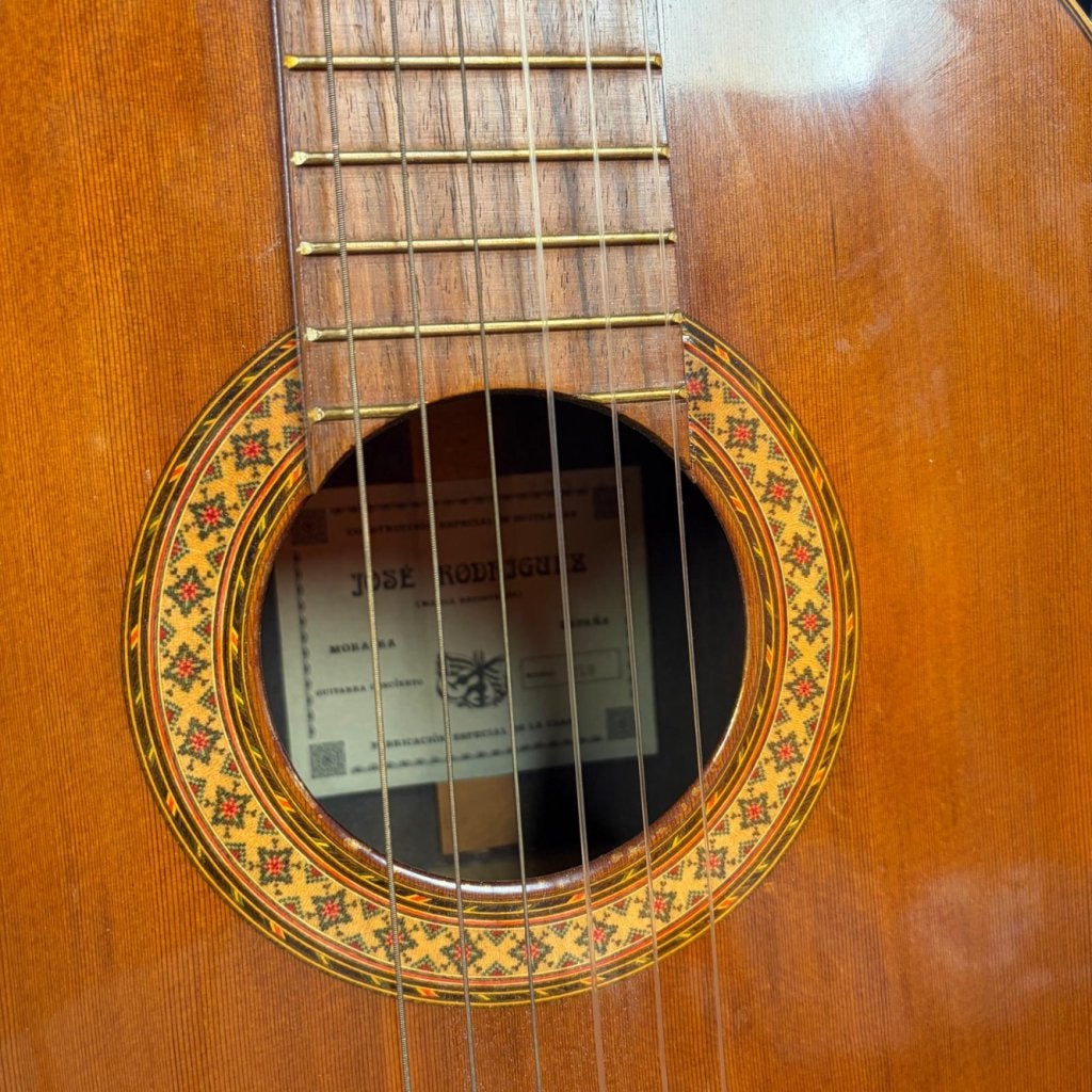 Jose Rodriguez Moreira C10 Akoustische Gitaar, Muziek en Instrumenten, Flex Ltd., Zo goed als nieuw, https://flex.com/contact-us