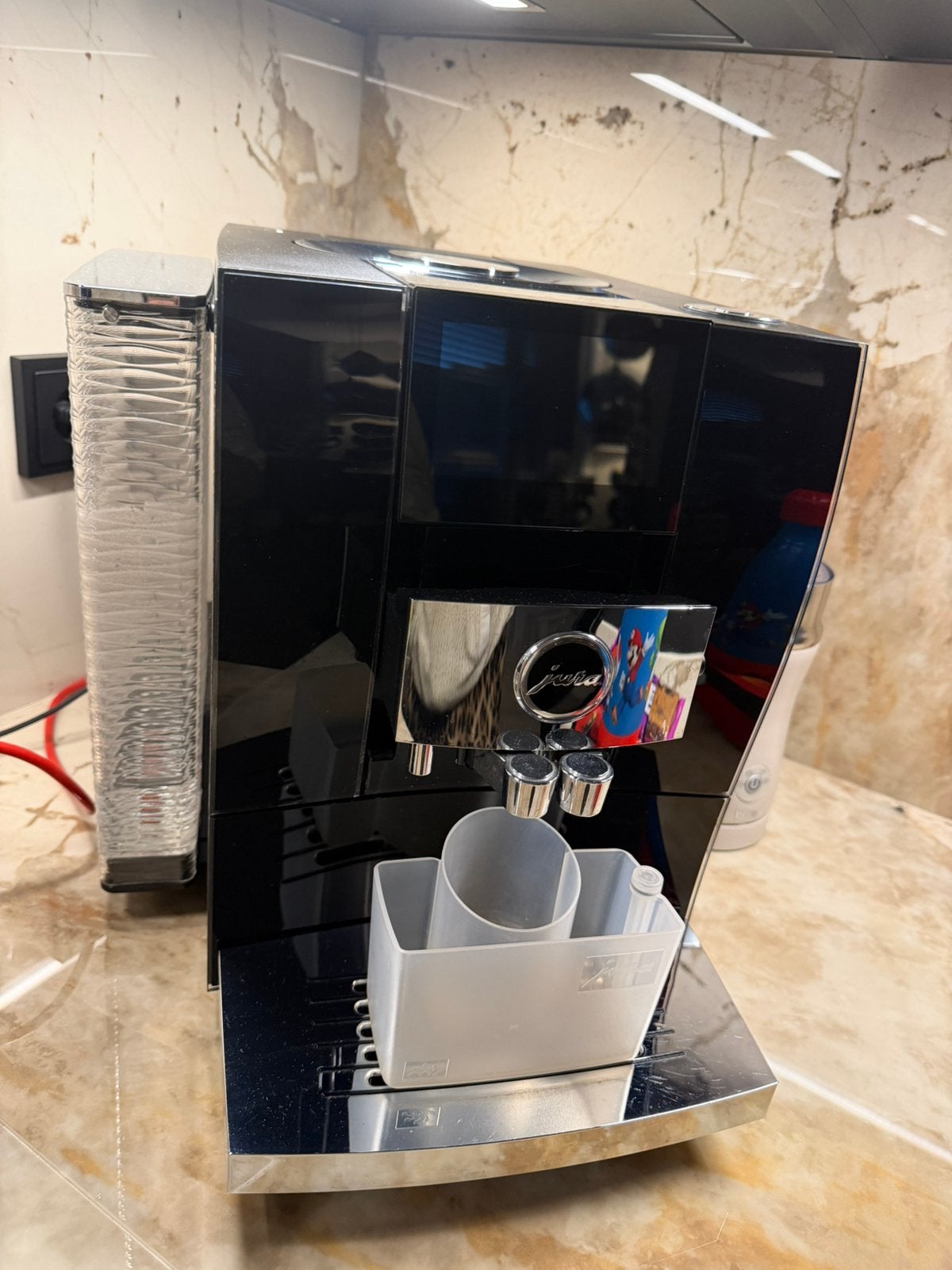 Jura z10 black, Witgoed en Apparatuur, 10 kopjes of meer, Ophalen, Zo goed als nieuw, Koffiemachine