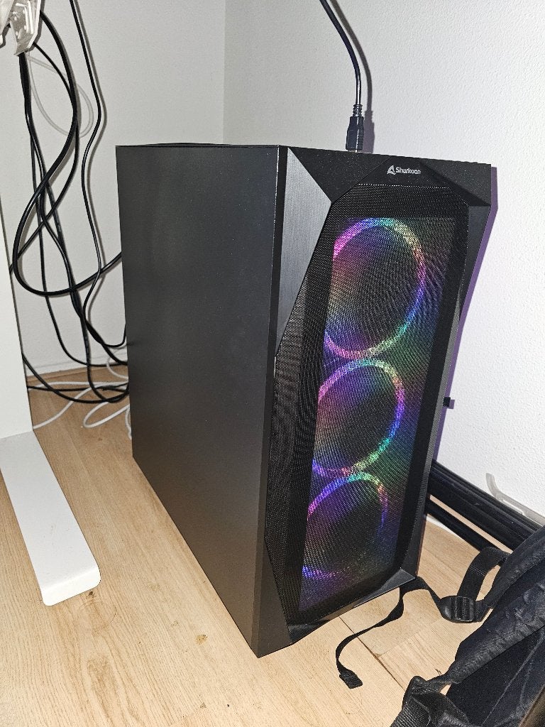 PC i9-13th Gen, 64GB RAM, RX 7700 XT, 2 Monitoren, 64 GB of meer, Zelf gebouwde pc, Zo goed als nieuw, Gaming