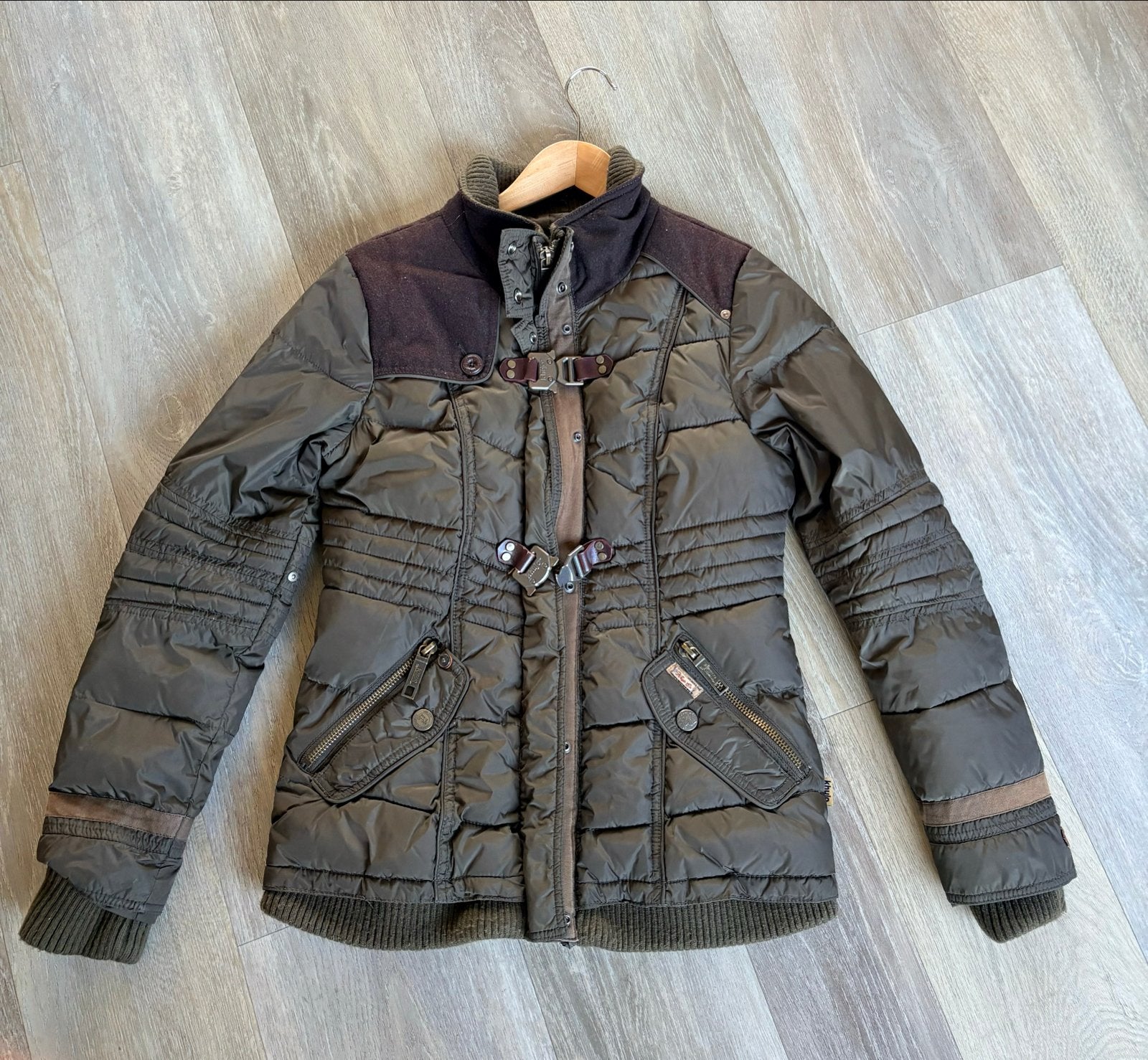 Khujo winterjas maat L, Ophalen of Verzenden, Gedragen, Maat 42/44 (L), Bruin