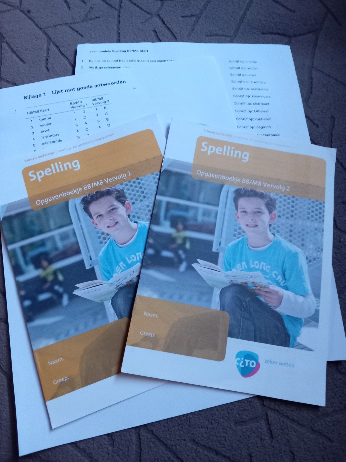 Spelling Opgavenboekje B8/M8 start, Vervolg 1 & 2 antwoorden, Ophalen of Verzenden, Zo goed als nieuw