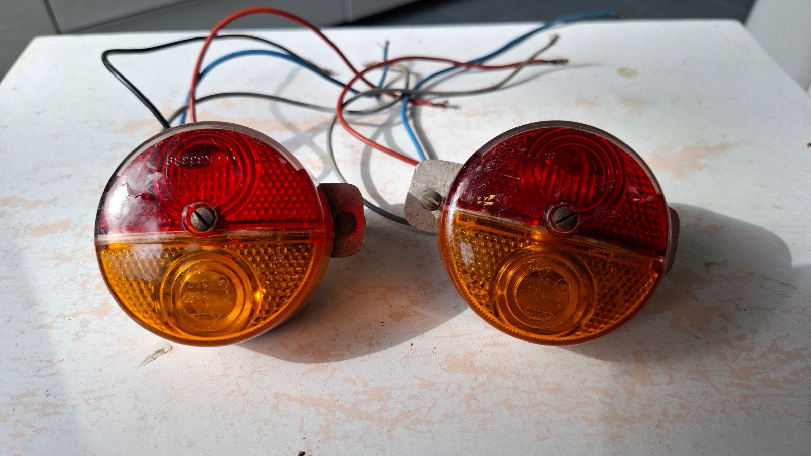 Oude ronde achterlichten voor aanhanger of oldtimer, Ophalen of Verzenden, Gebruikt, Oldtimer onderdelen