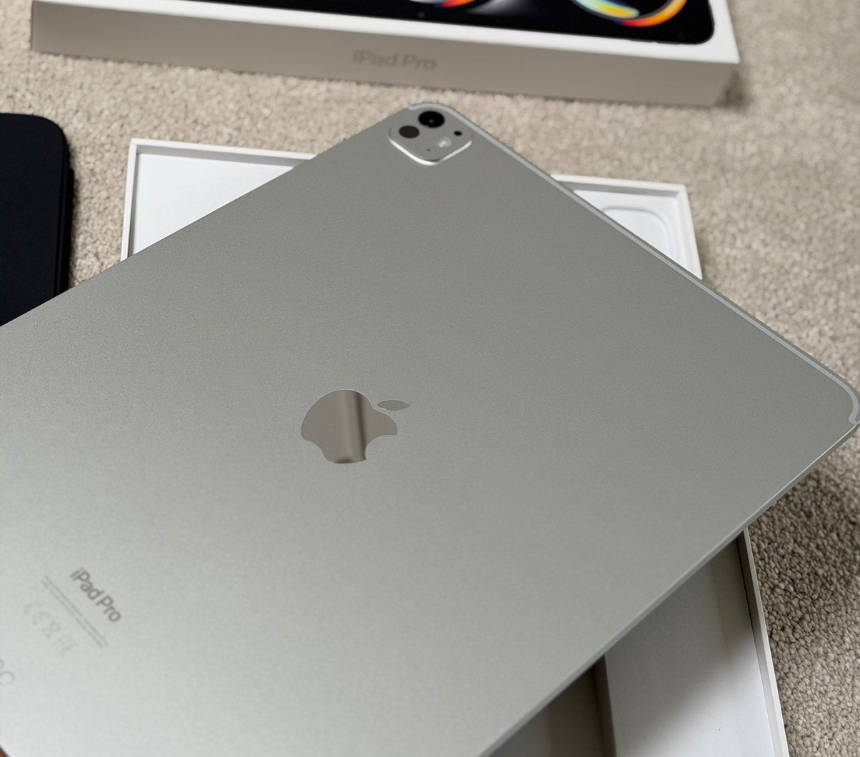  Apple Ipad Pro 13 Inch M4 Zilver 256GB Wifi Als nieuw, Computers en Software, Apple iPads, Apple, Wit, Nieuw, Ophalen of Verzenden
