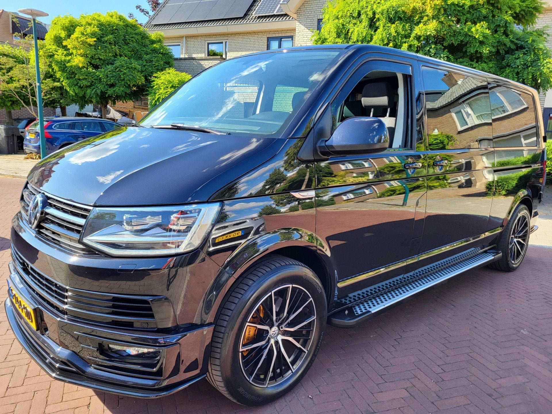 Volkswagen Transporter 2.0 TDI L2H1 DC Highline, Auto's, 12 maanden, Stof, Gebruikt, 4 cilinders