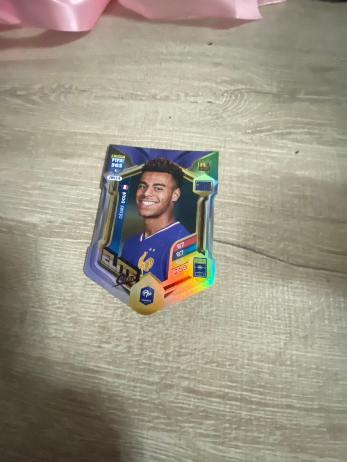 FIFA 365 Adrenalyn XL Désiré Doué Elite kaart, Ophalen of Verzenden, Zo goed als nieuw, Losse kaart