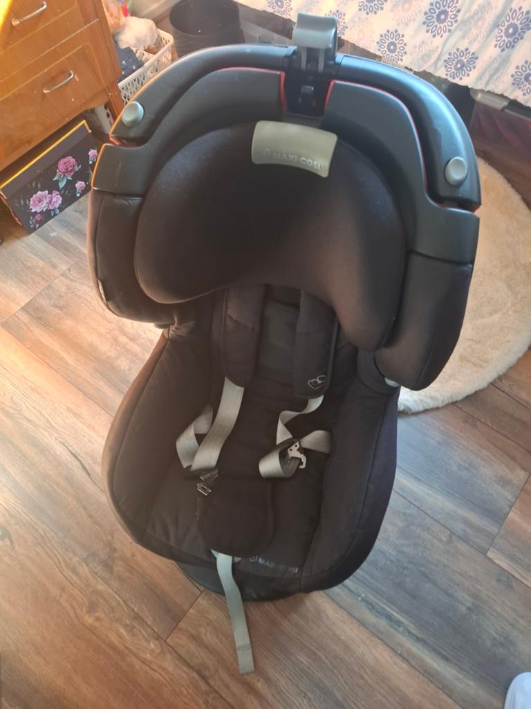 Maxi-Cosi autostoeltje in goede staat - vanaf 3 jaar, Kinderen en Baby's, Autostoeltjes, Ophalen, Gebruikt, 15 t/m 36 kg, Maxi-Cosi