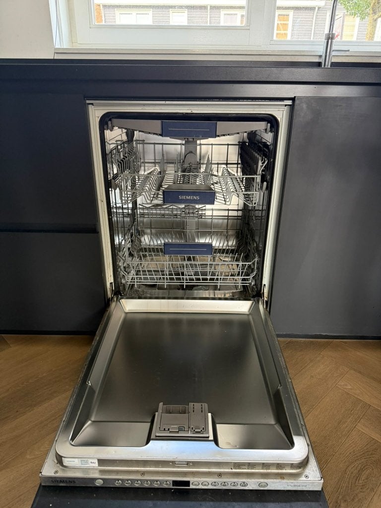 BRUYNZEEL MAT ZWARTE HOEKKEUKEN  QUOOKER! 🔥GEDEMONTEERD, Huis en Inrichting, Zwart, Hoekkeuken, Ophalen of Verzenden, Zo goed als nieuw
