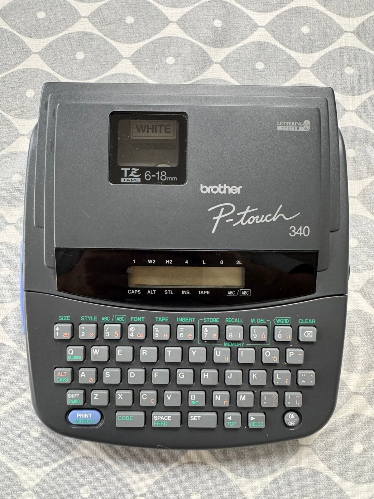 Brother P-touch 340 labelprinter – werkend – TZ-231 cassette, Ophalen of Verzenden, Gebruikt, Qwerty, Tape-label