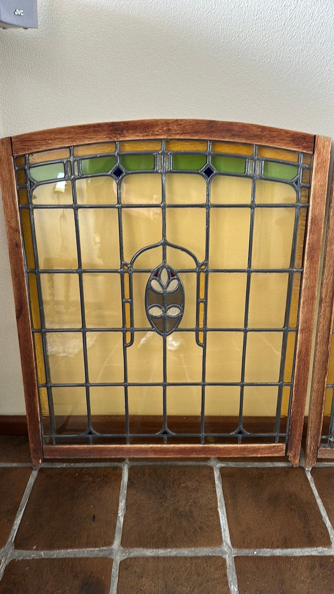 3 prachtige glas-in-lood ramen met houten lijst – authentiek, Ophalen of Verzenden, Zo goed als nieuw, Gevelraam of Ruit, Minder dan 80 cm