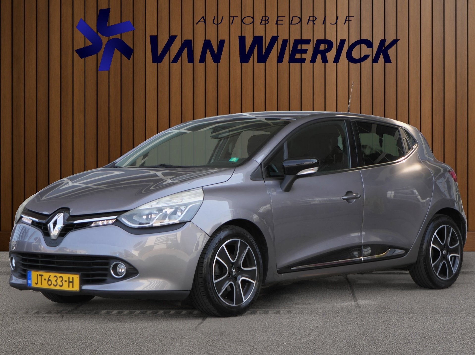 Renault Clio 0.9 TCe Night & Day | Cruise | Navi | Bluetooth, Voorwielaandrijving, 898 cc, Stof, 23 km/l