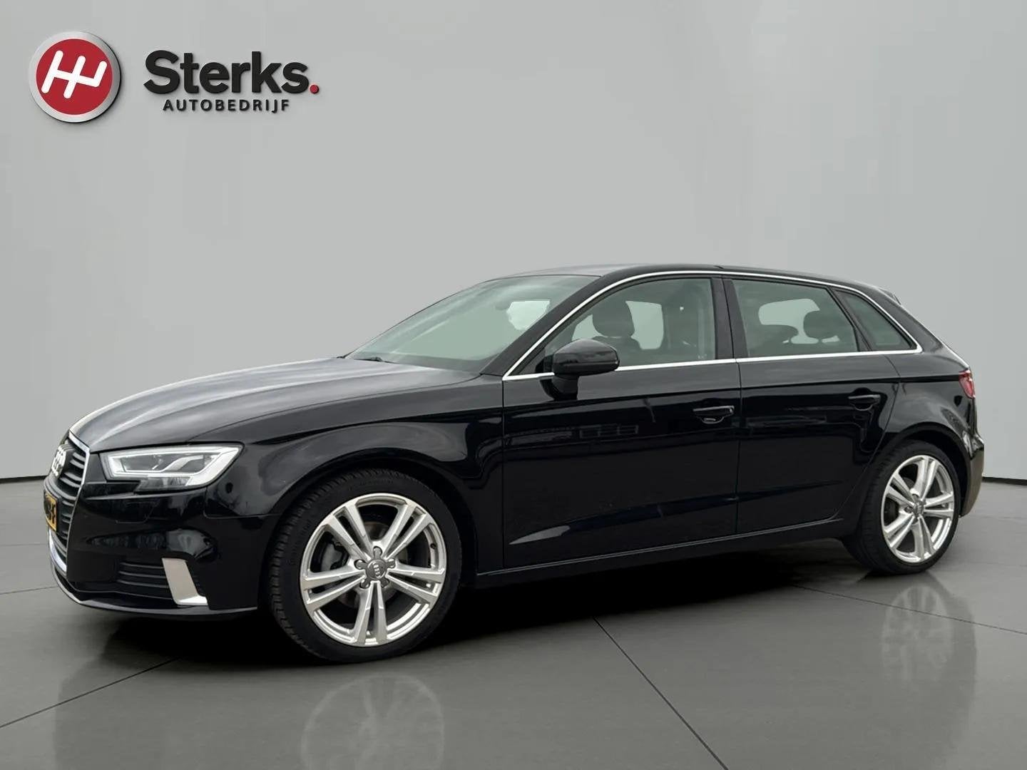 Audi A3 Sportback 1.0 TFSI Sport Lease Edition LED VERL. NAV, Dealer onderhouden, Gebruikt, Euro 6, Zwart