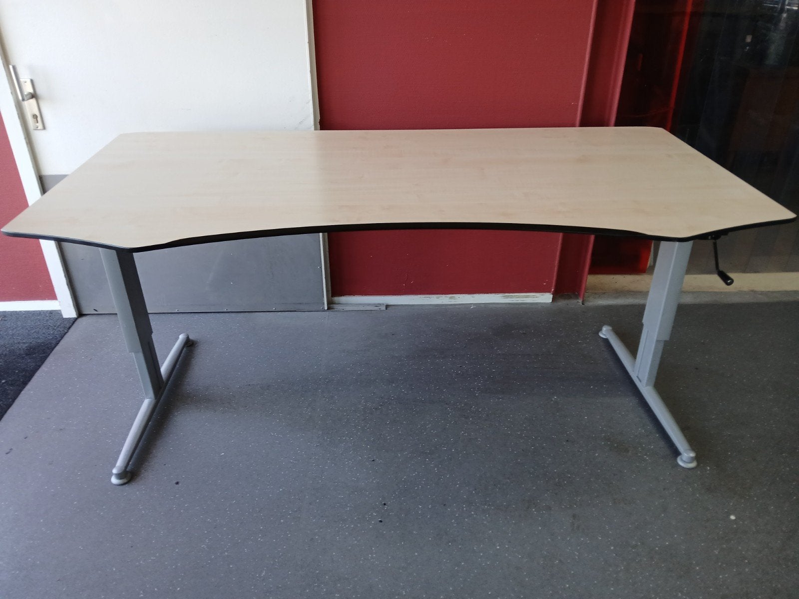 Bureau hoog/laag Aspa, Huis en Inrichting, Ophalen, Zit-sta bureau, Info@tommysmit.nl, Gebruikt