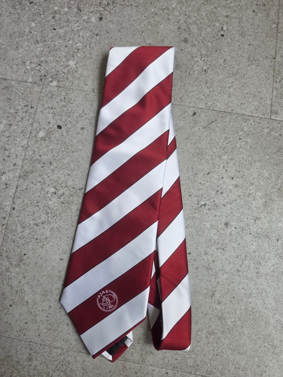 Ajax stropdas - Rood/Wit gestreept, Ophalen of Verzenden, Zo goed als nieuw, Rood, Met patroon