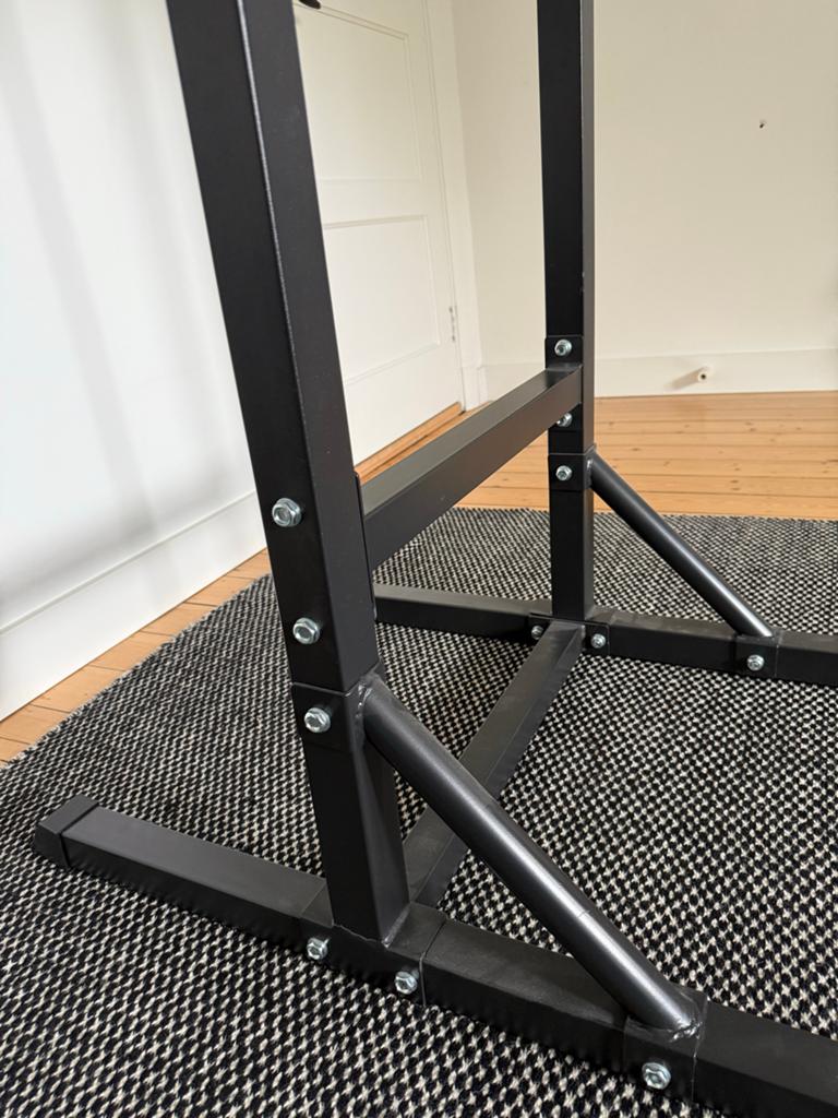 Dip station / dip rack / dip bars Gorilla Sports, Sport en Fitness, Fitnessmaterialen, Ophalen, Armen, Overige typen