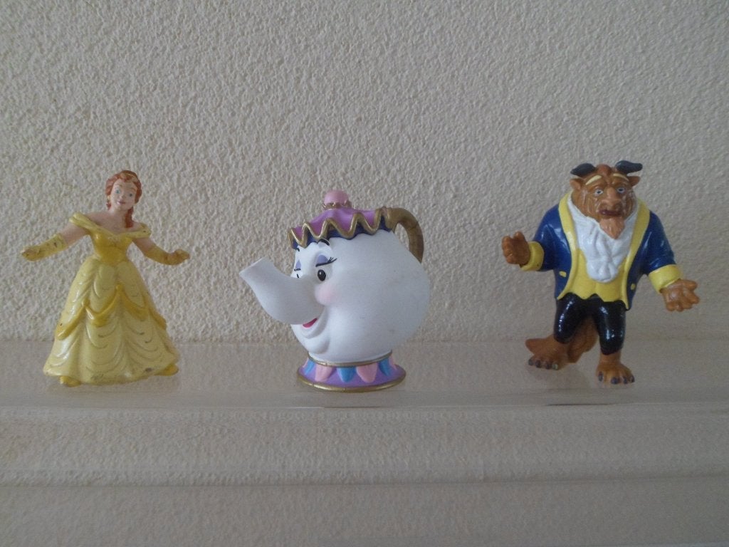 Disney Belle en het beest figuurtjes 1, Ophalen, Assepoester of Belle, Gebruikt, Beeldje of Figuurtje