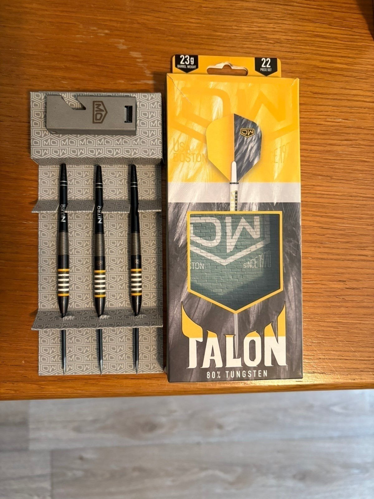 DW originals Talon darts 23 gram

Today,, Sport en Fitness, Ophalen of Verzenden, Gebruikt, Pijlen