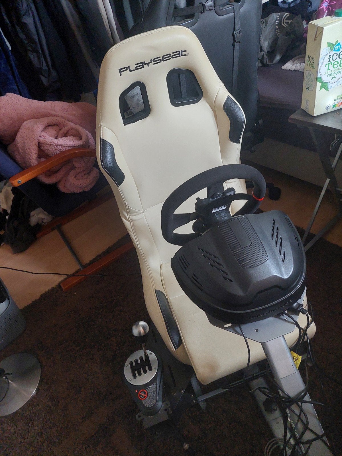 Playseat met Thrustmaster racestuur en shifter., Ophalen, Racestoel, Gebruikt, Force feedback