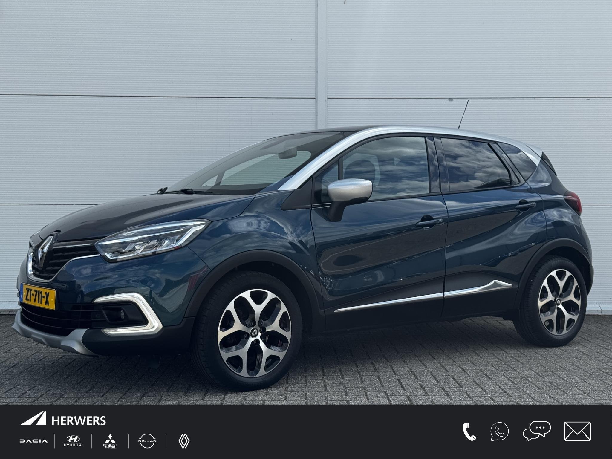 Renault Captur 1.3 TCe Intens /Cruise Control / Navigatie /