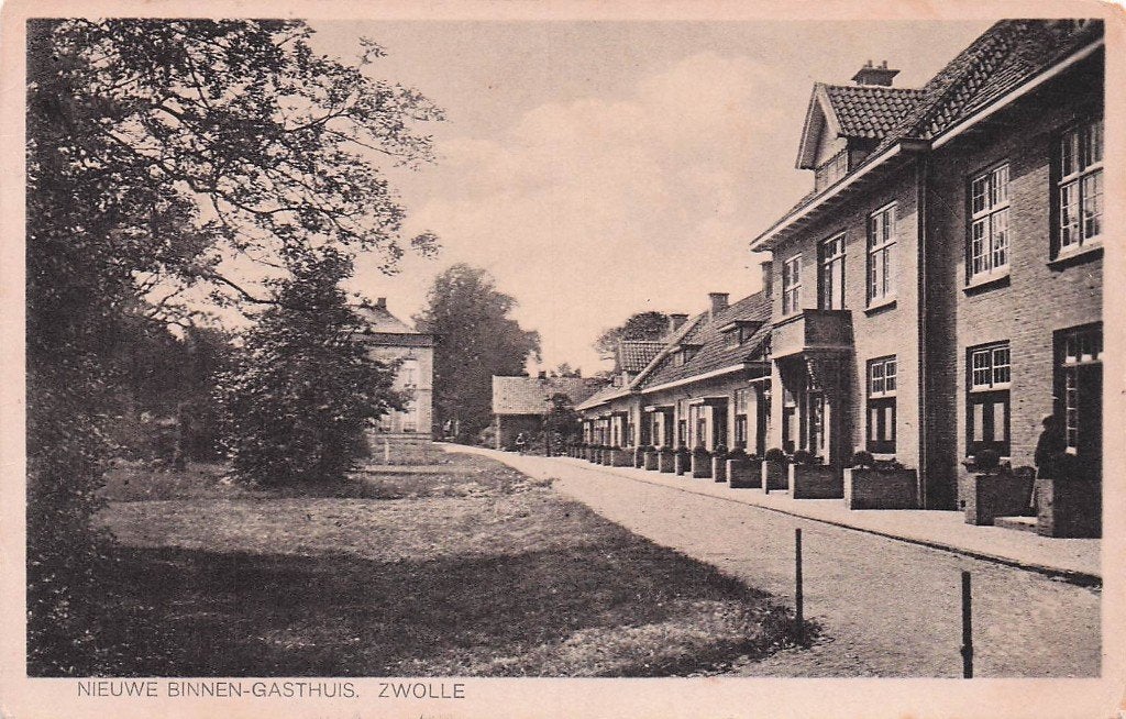 Zwolle - Nieuwe Binnen Gasthuis (rond 1930), Ophalen of Verzenden, 1920 tot 1940, Gelopen, Overijssel