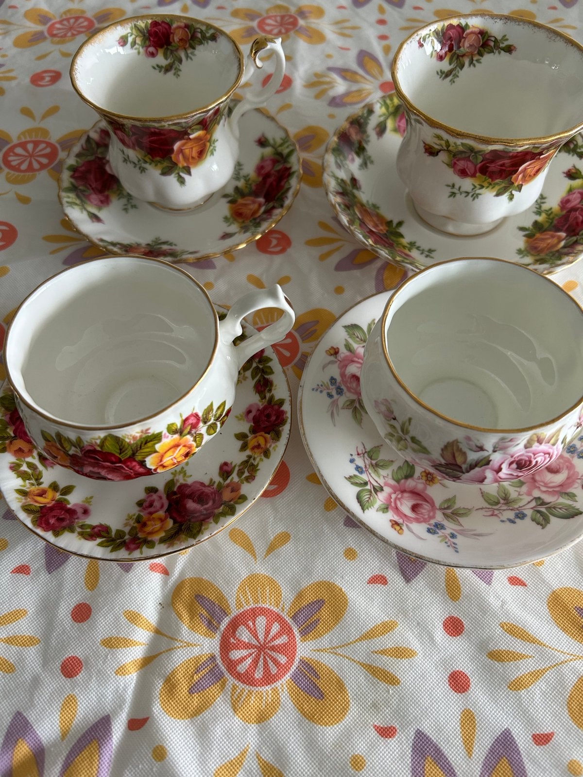 Vintage Royal Albert en Springfield theekopjes en schotels, Ophalen of Verzenden