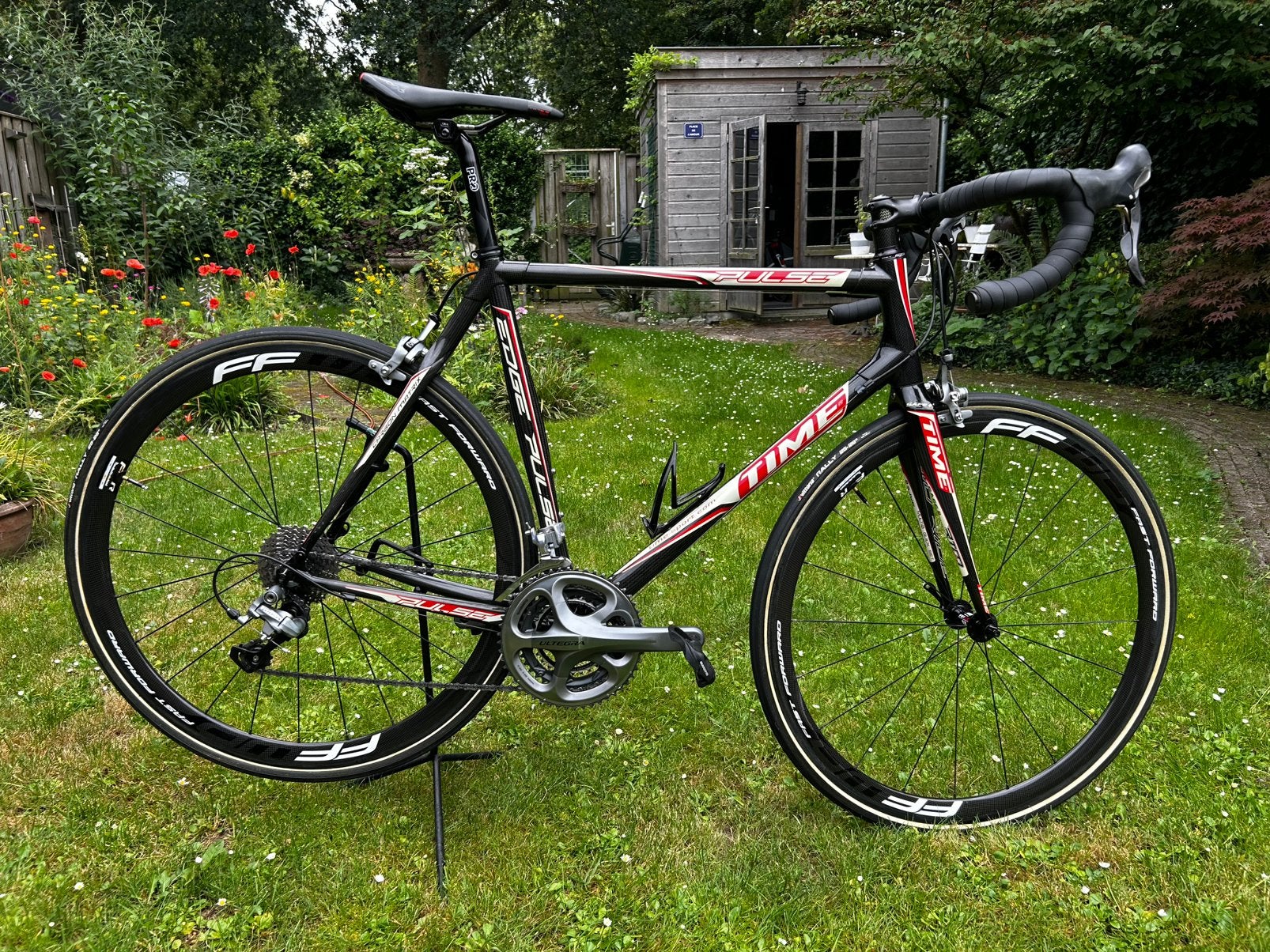 Time Edge Pulse Full Carbon Ultegra 56 Extra wielset, 28 inch, Carbon, Velgrem, Zo goed als nieuw