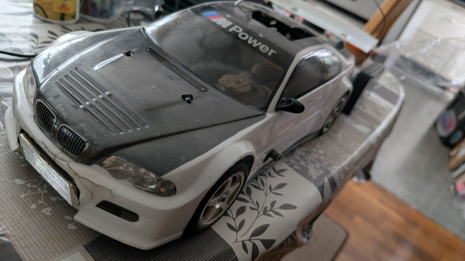 Kyosho Pure Ten Alpha vintage RC auto met veel onderdelen, Hobby en Vrije tijd, Modelbouw | Radiografisch | Auto's, Auto offroad