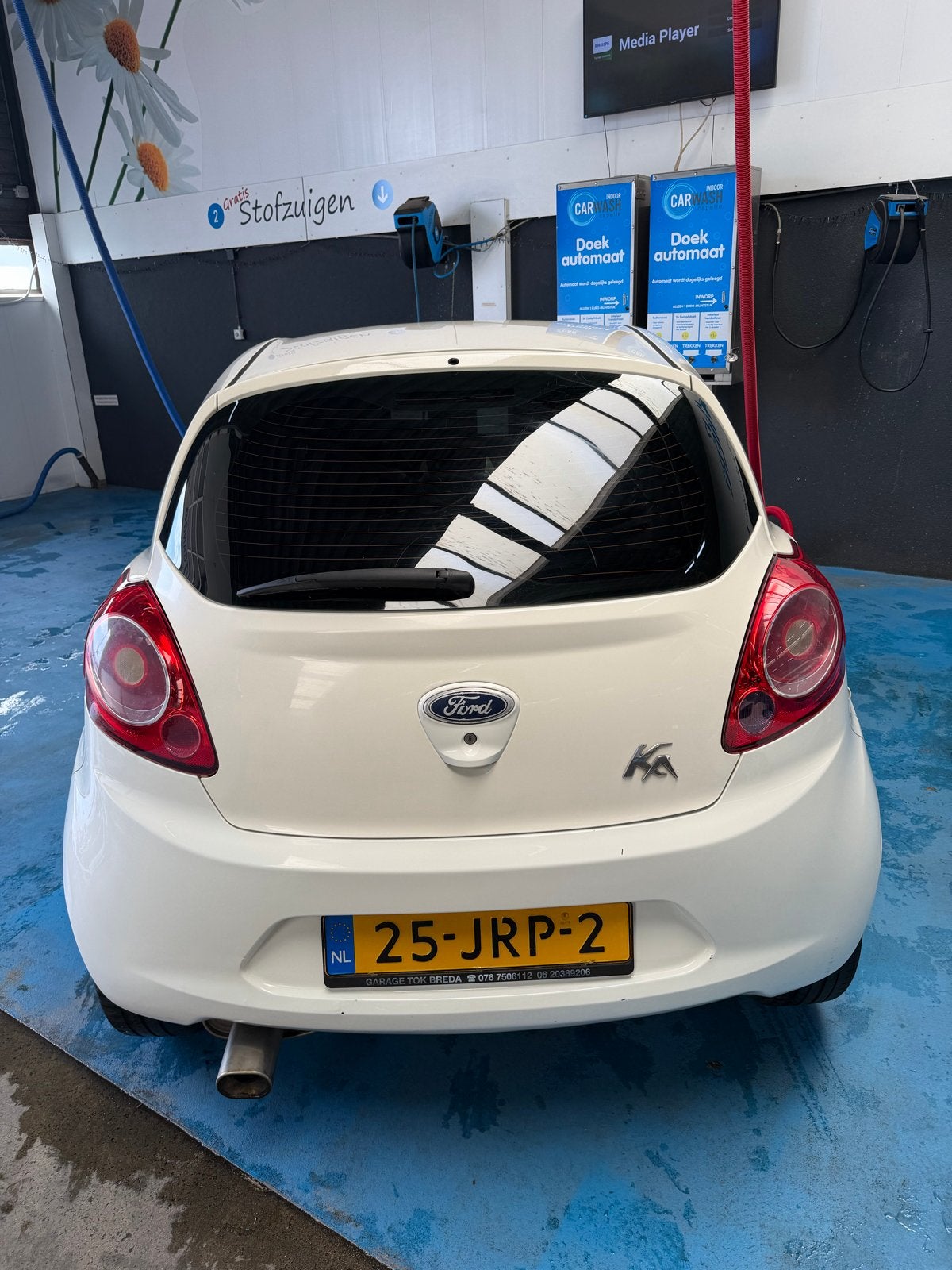 Ford Ka 1.2 titanium | apk 2027 | zuinig | nette staat, Voorwielaandrijving, 1242 cc, 4 cilinders, 4 stoelen