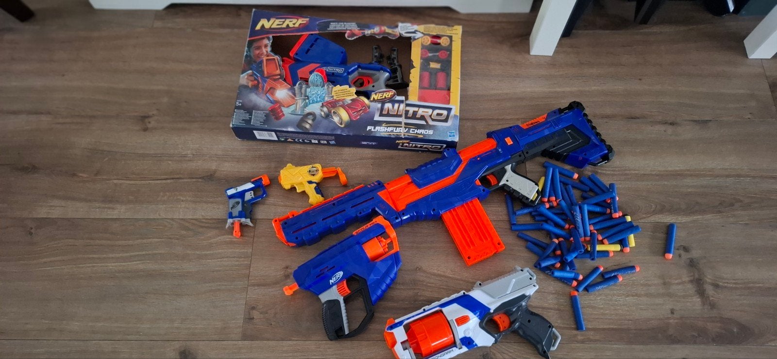 Grote set diverse Nerf guns met accessoires, Ophalen of Verzenden, Gebruikt, Jongen of Meisje