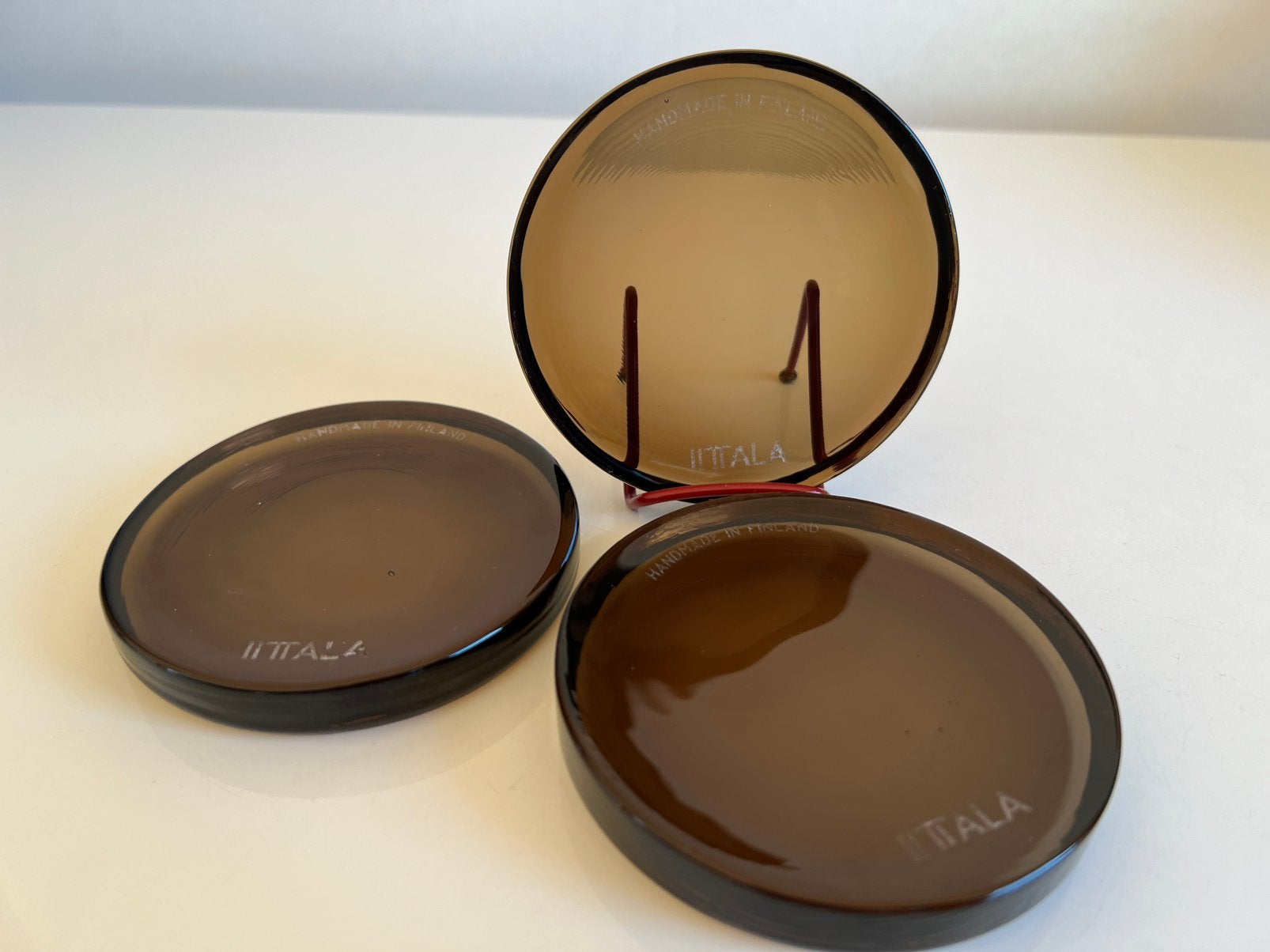 3 Limited Edition Iittala Aalto Coasters Suomi Hiska Sand, Huis en Inrichting, Ophalen of Verzenden, Glasonderzetter, Zo goed als nieuw