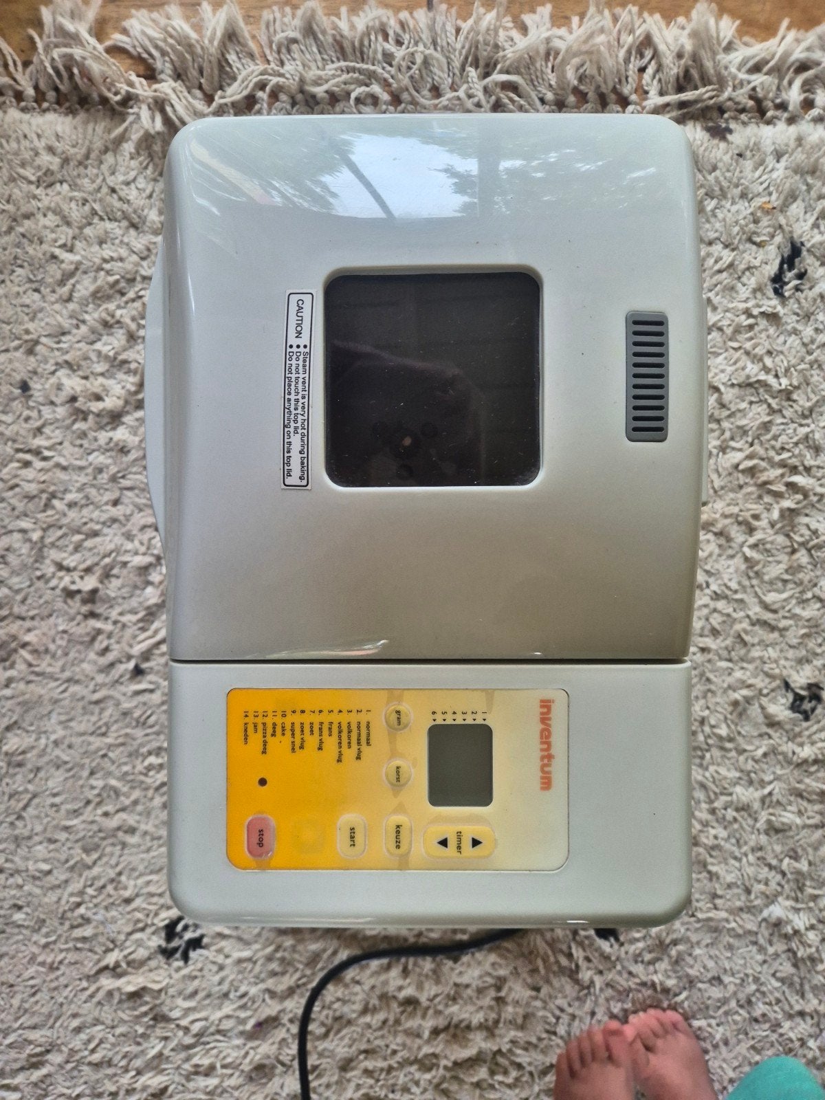 Inventum Broodbakmachine, Witgoed en Apparatuur, Broodbakmachines, Met timer, Gebruikt, Kijkvenster, 800 tot 1200 gram deeg