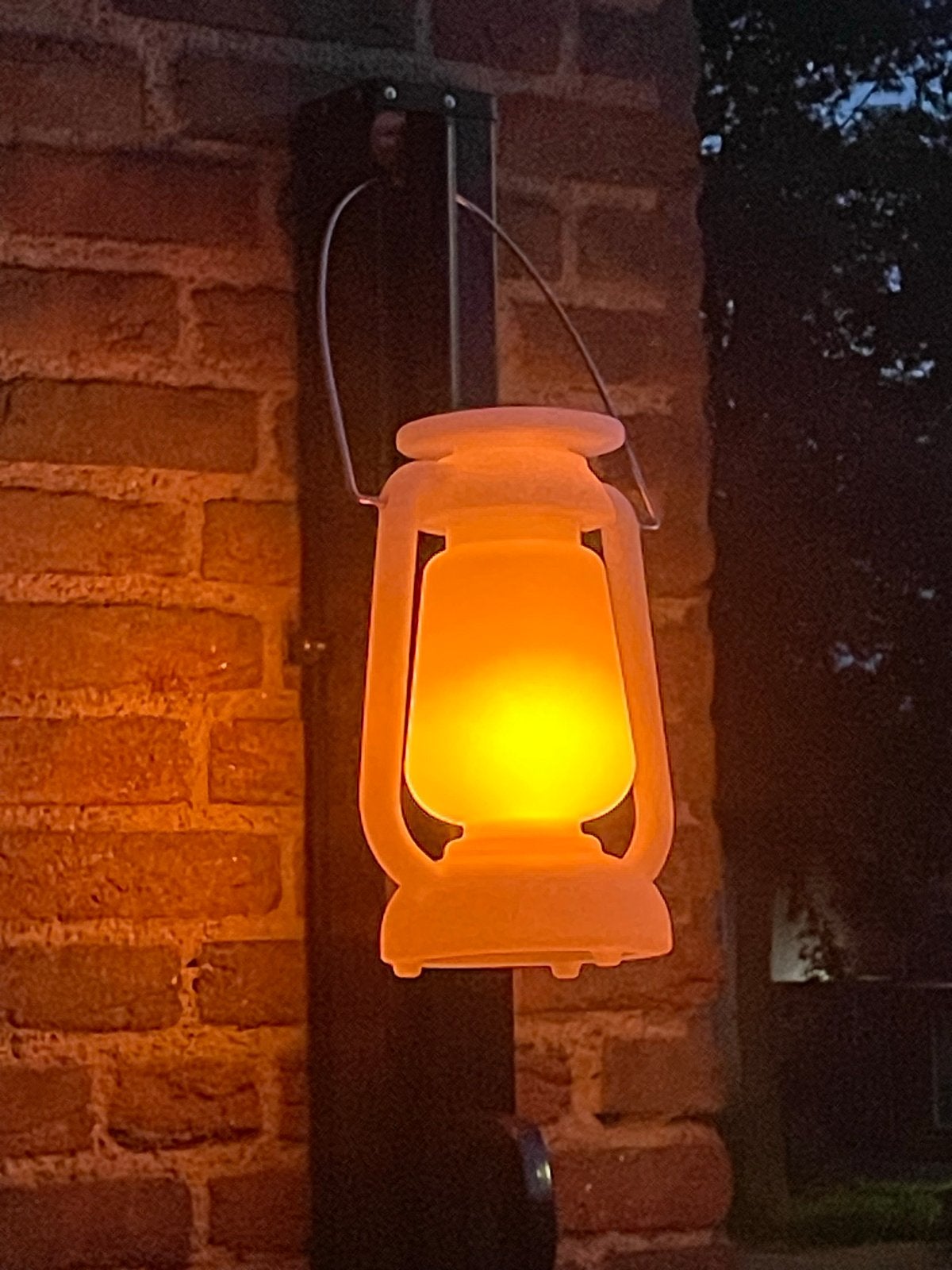 FLINQ Oplaadbare Storm Lantaarn  - 30cm hoog Nieuw in doos, Kunststof, Minder dan 50 watt, Accu, Overige typen