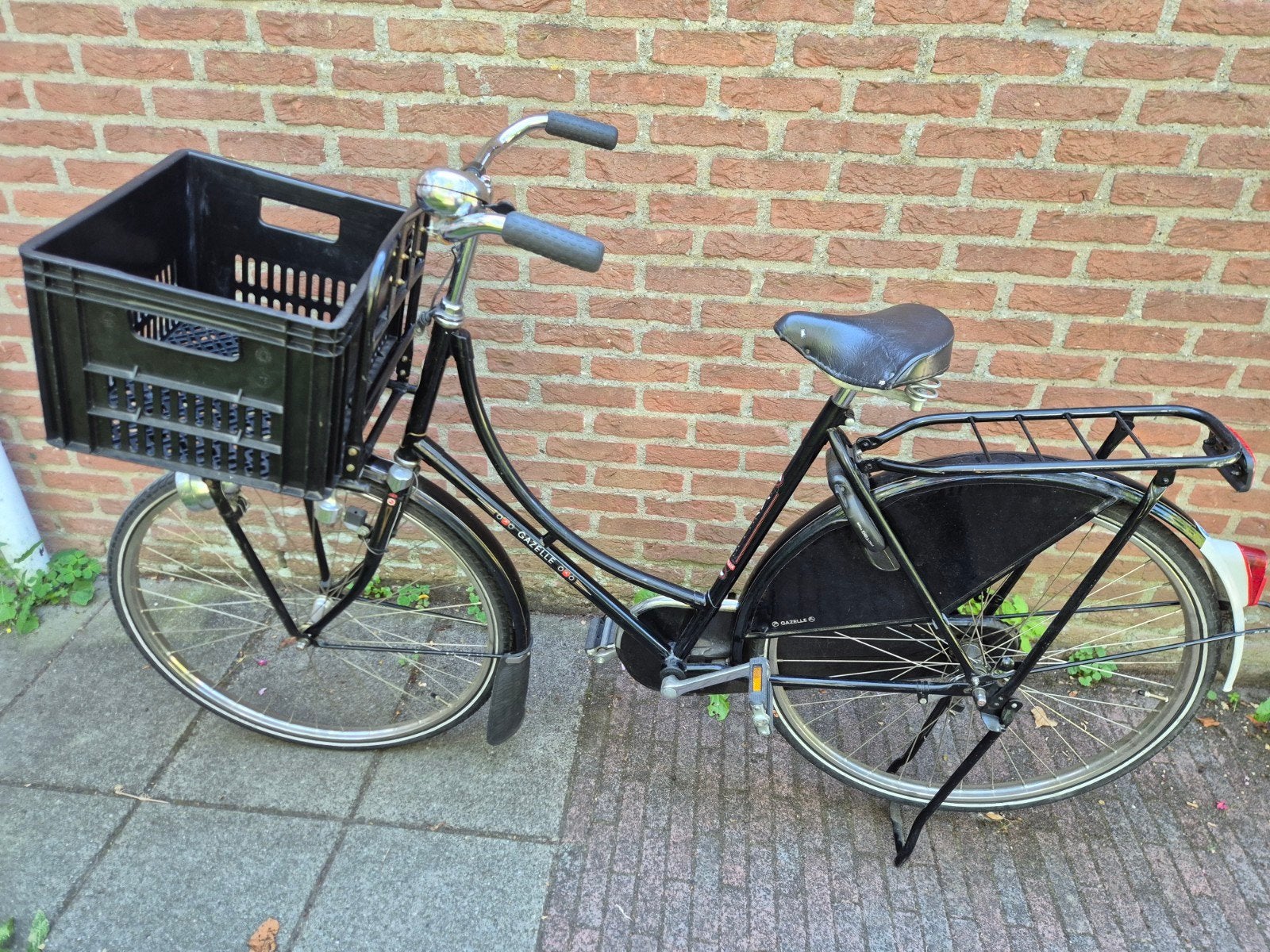 Gazelle damesfiets. 57cm. Met voordrager en krat, Ophalen, Terugtraprem, Gazelle, 53 tot 56 cm
