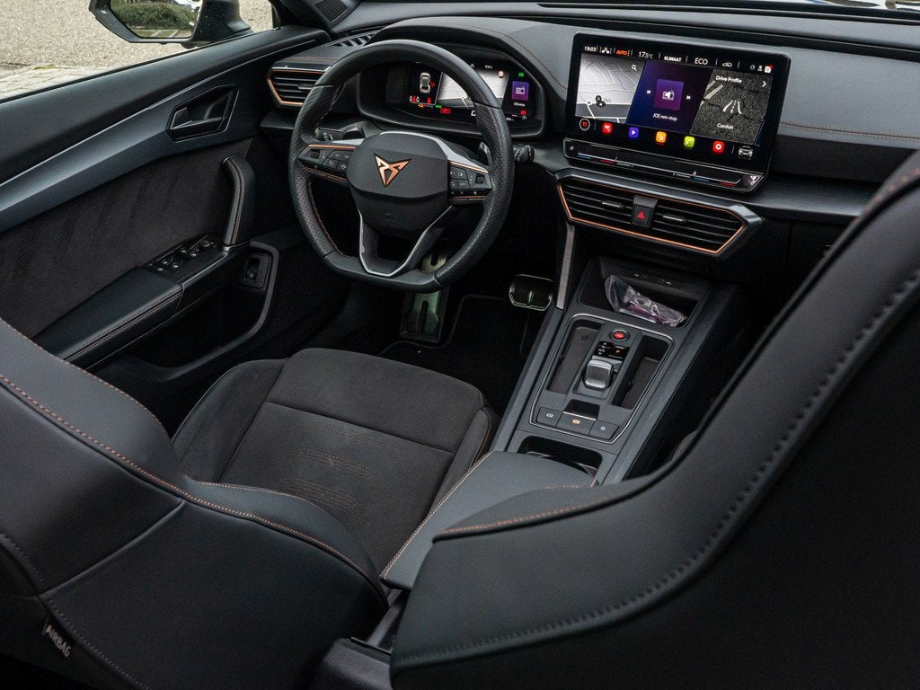 CUPRA Formentor 1.4 e-Hybrid VZ Tribe Edition PANO SCHAALSTO, Auto's, Cupra, Automatische klimaatregeling, Gebruikt, Euro 6, 4 cilinders