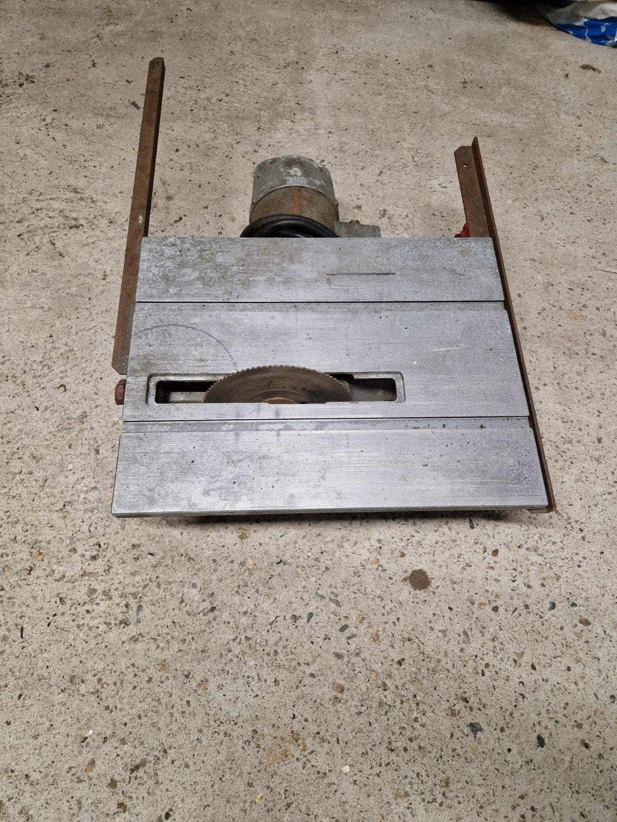 zaagtafel 400v, Ophalen, 1200 watt of meer, Cirkelzaag, 70 mm of meer