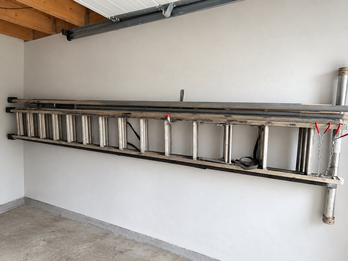 Altrex aluminium uitschuifladder 3x14 – ca. 9 meter, Doe-het-zelf en Verbouw, Ophalen, Gebruikt, Ladder, Opvouwbaar of Inschuifbaar
