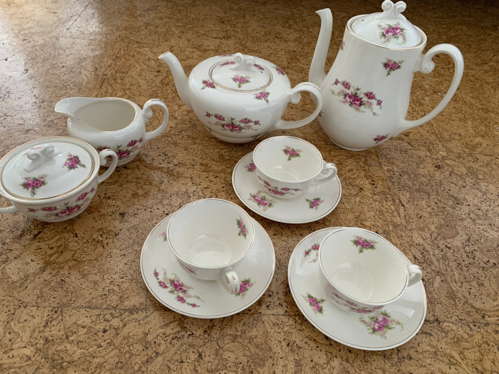 Petrus Regout : Boudewijn Koffieservies Dubbel Roosje, Ophalen of Verzenden
