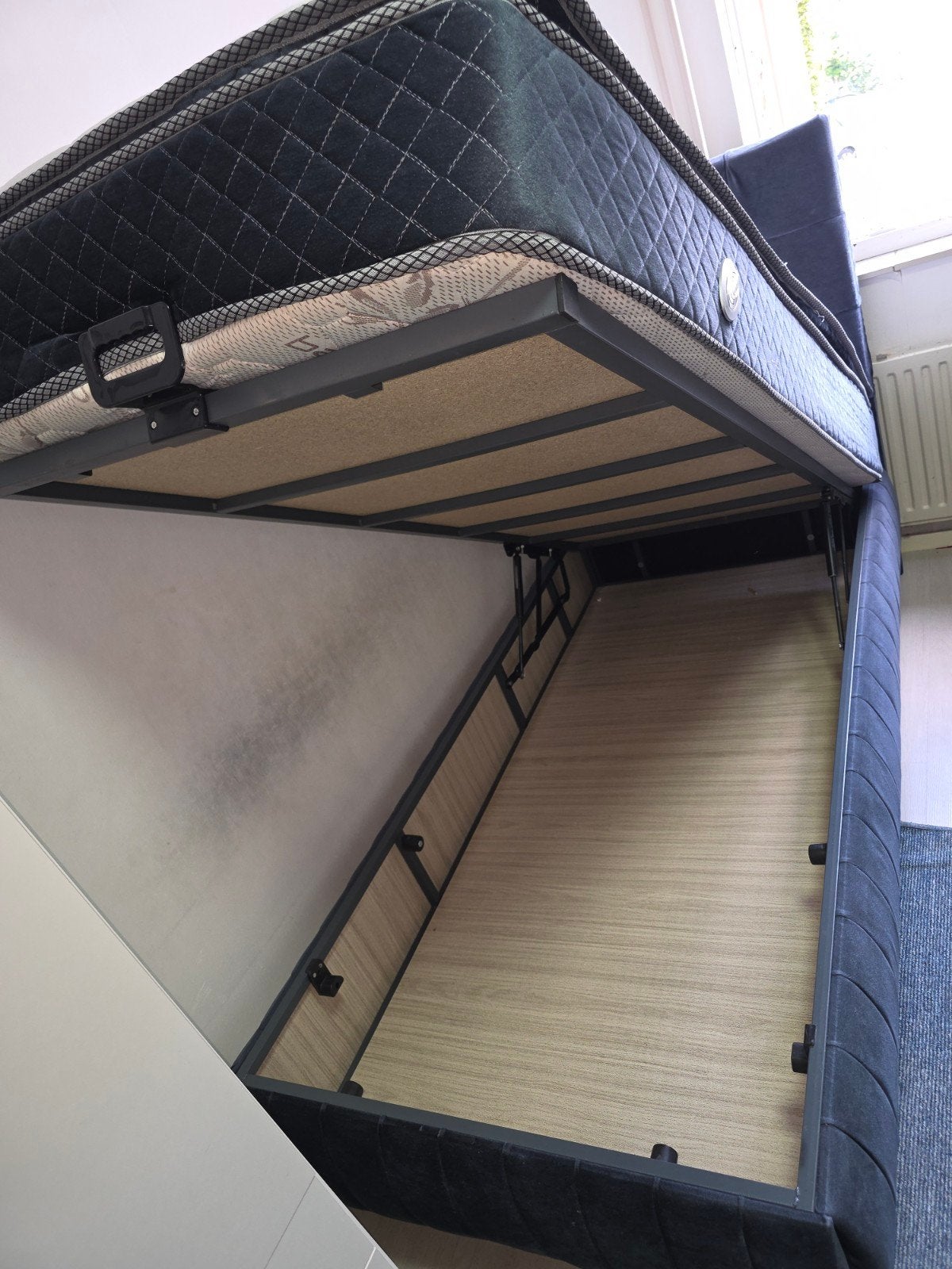 Eenpersoonsbed met opbergruimte en hoofdbord, Gebruikt, 90 cm, Eenpersoons, Ophalen of Verzenden