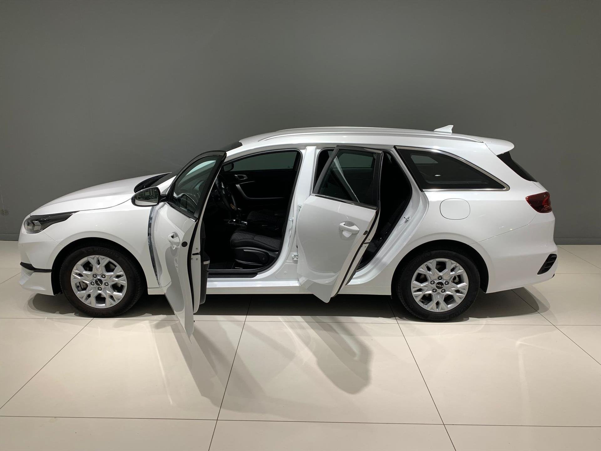 KIA Ceed Sw 1.0 T-GDi 100pk DynamicLine, Auto's, Stof, Gebruikt, Wit, Origineel Nederlands