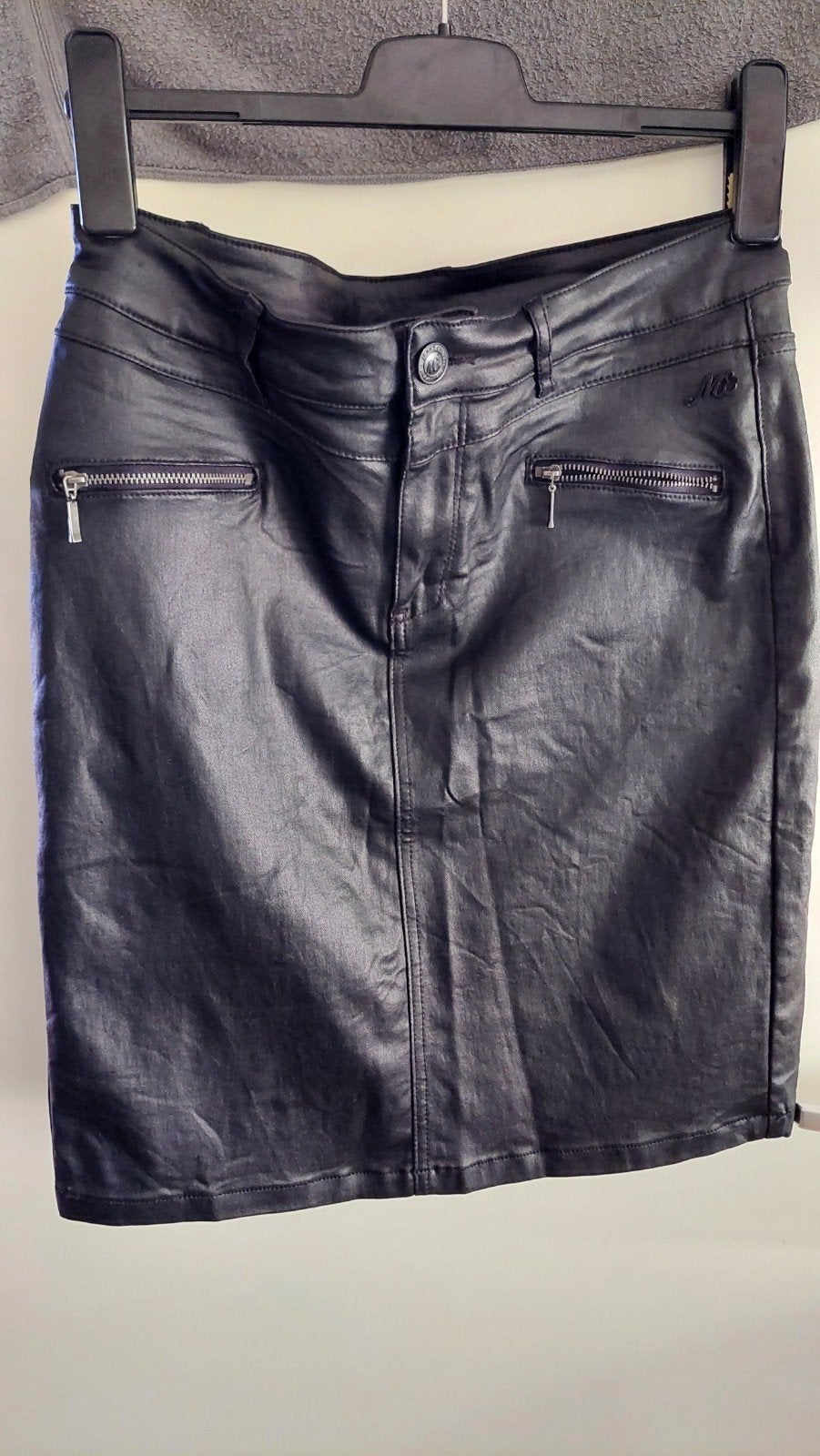 Zwarte rok maat 42., Zwart, Maat 42/44 (L), Ophalen of Verzenden, Gedragen