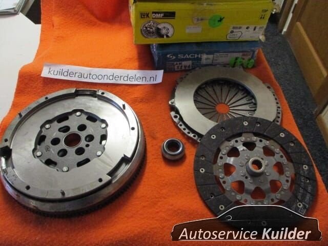 DMF Kit Citroen Peugeot 1.6HDI LUK/Sachs  600 0084 00    053, Citroën, -, -, Nieuw