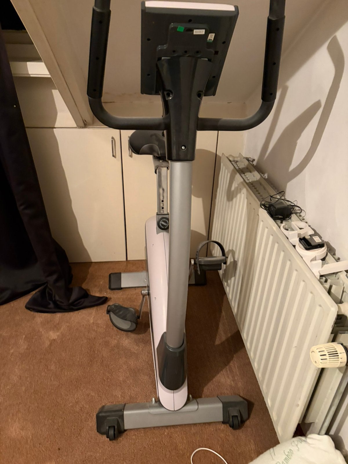 Hometrainer te koop, Sport en Fitness, Ophalen, Zo goed als nieuw, Hometrainer