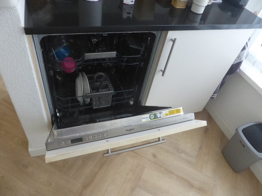 vaatwasmachine Whirlpool, Ophalen, Gebruikt, Minder dan 10 liter, Inbouw