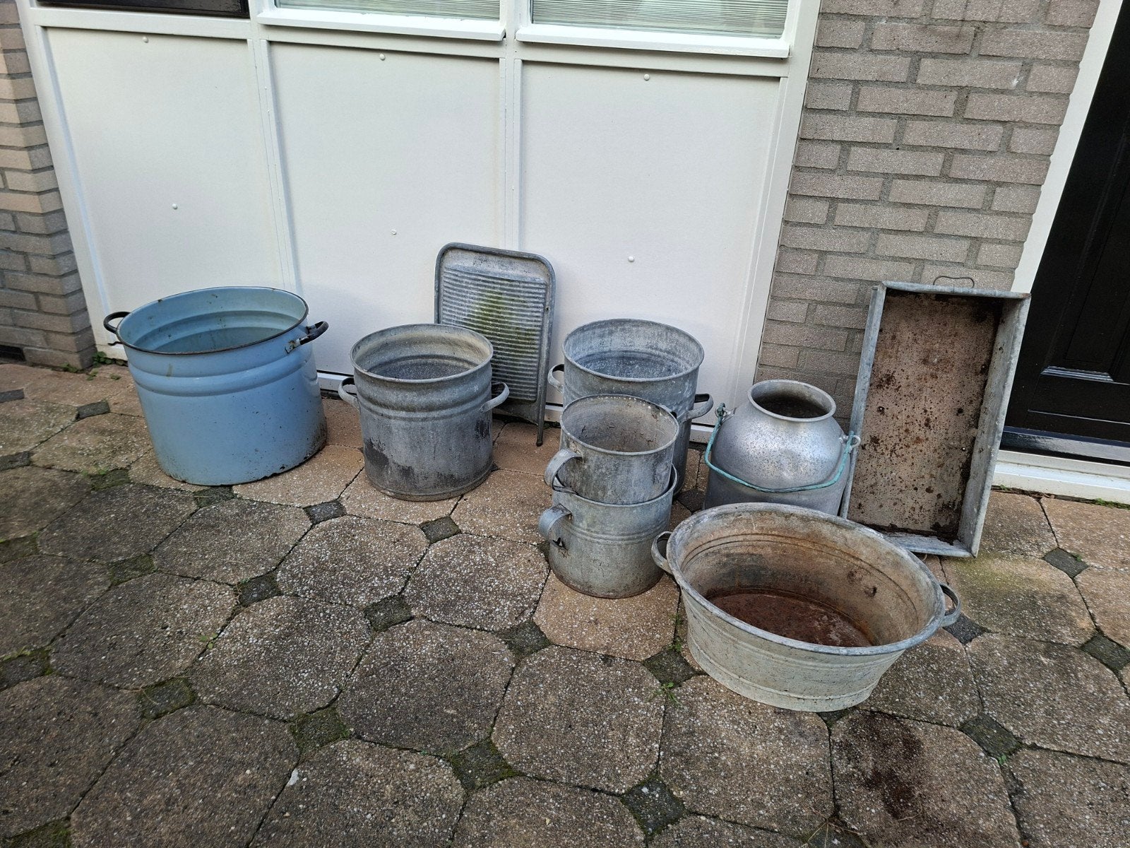diverse zinken bakken/teilen €10 per stuk, Ophalen, Gebruikt, Minder dan 30 cm, Rond