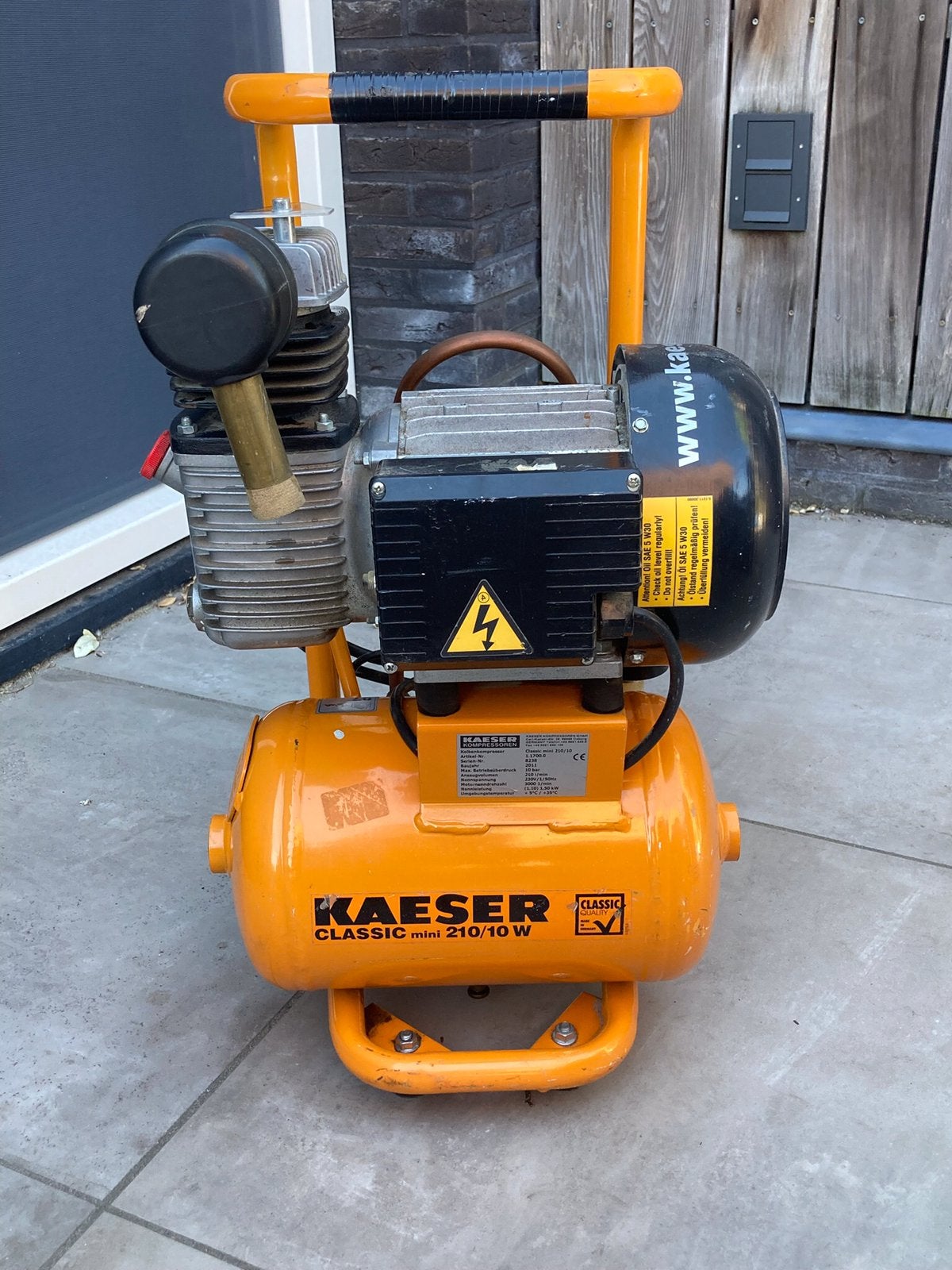 Kaeser classic mini 210/10 compressor, Ophalen, 6 tot 10 bar, Zo goed als nieuw, 200 tot 400 liter/min