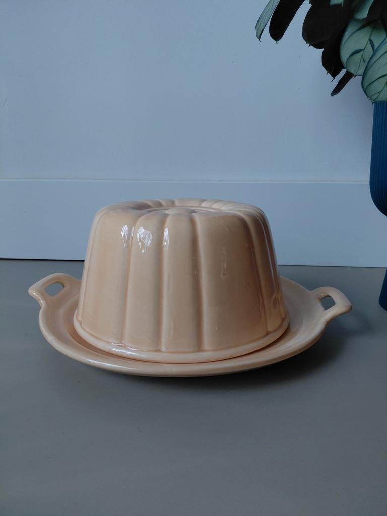 Brocante puddingvorm met onderschotel zalm rose Pasen, Antiek en Kunst, Ophalen of Verzenden