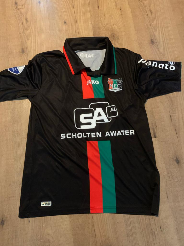 NEC Nijmegen voetbalshirt 2013-2014 gesigneerd Haitz, Ophalen of Verzenden, Zo goed als nieuw