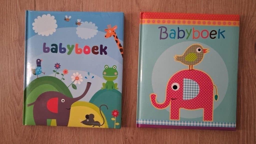 Gratis ophalen! 2x Babyboek - geboorteboek - nieuw, Boeken, Ophalen, Nieuw, Diverse auteurs, 0 tot 6 maanden